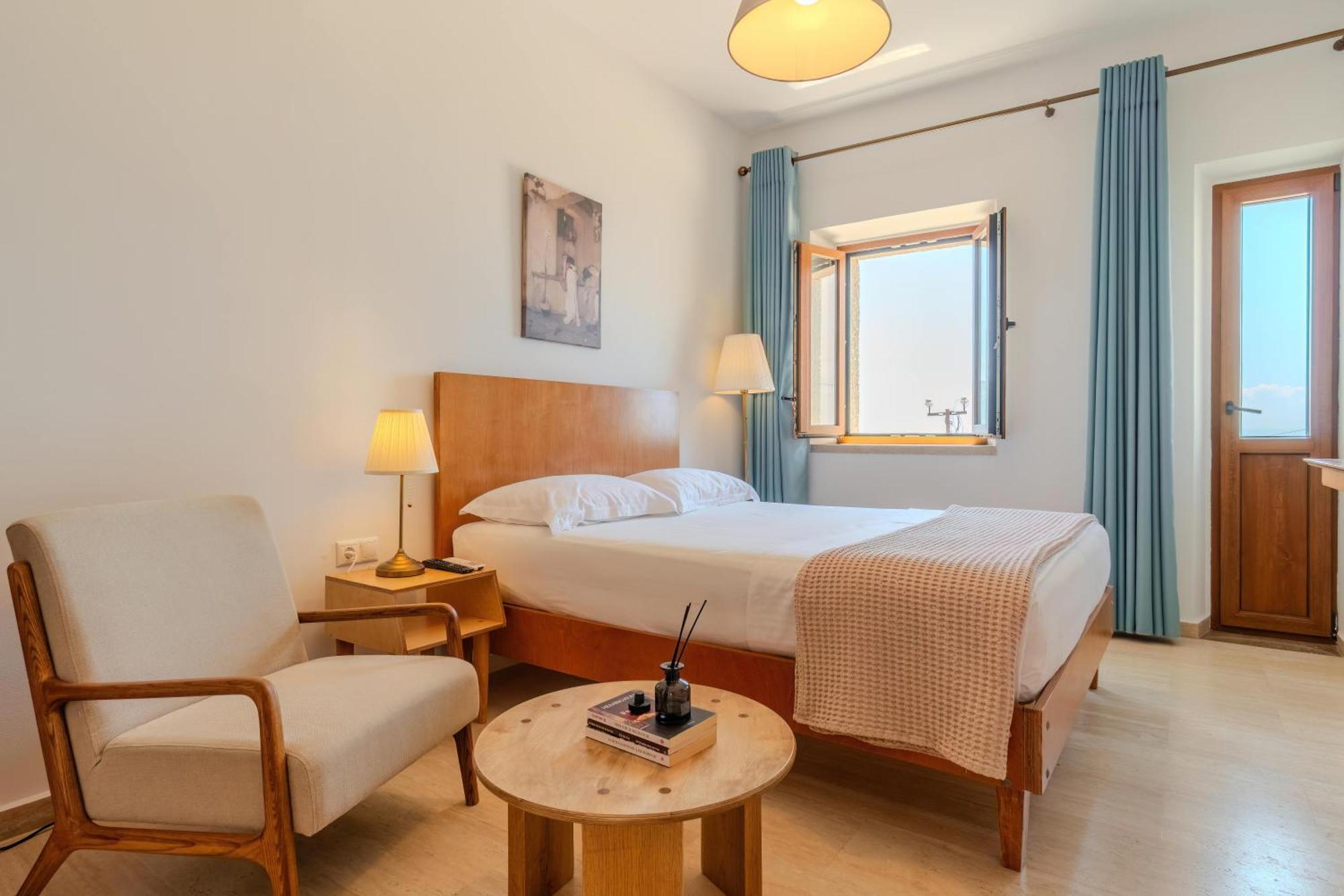 Annapolis Hotel Himare Buitenkant foto